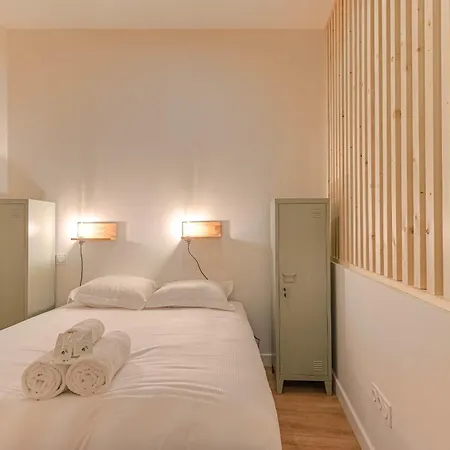 Cosy And Quiet 5 Min From De * Lyon